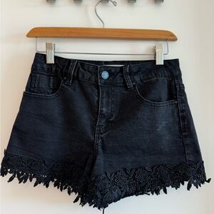 Urban Heritage Black Denim Shorts w Lace Trim - Size 5